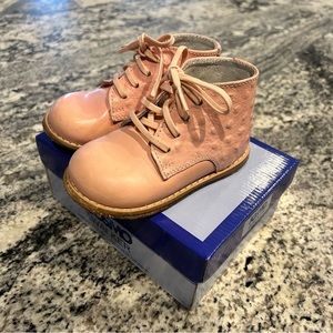Josmo Walking Shoe Pink Ostrich